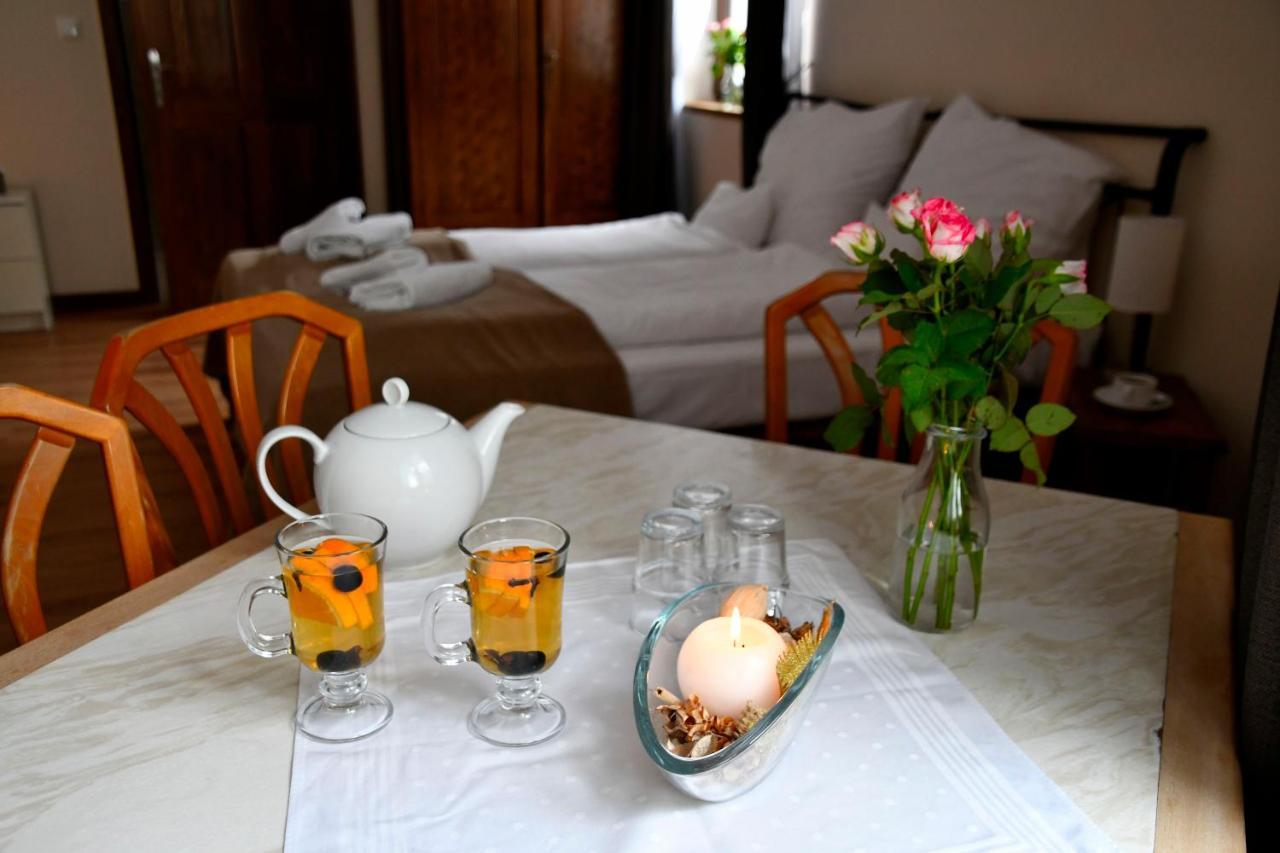 Gosciniec Pod Lubomirem Bed and Breakfast Weglowka  Exteriör bild